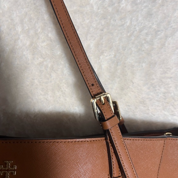 TORY BURCH| Authentic Women’s Blake Saffiano Leather Tote| - Picture 4 of 9